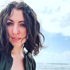 Meet your Posher, Caryn